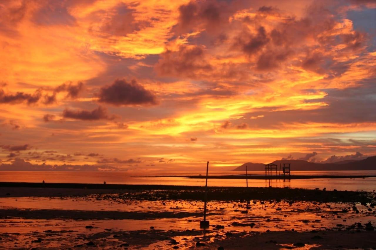 Lakey Beach Inn Hotel Huu Luaran gambar